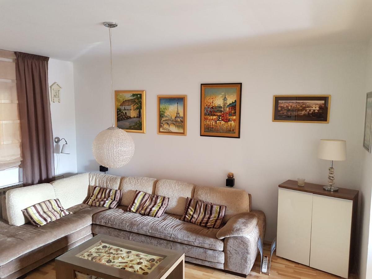 A&T Apartment Zaprešić Екстериор снимка